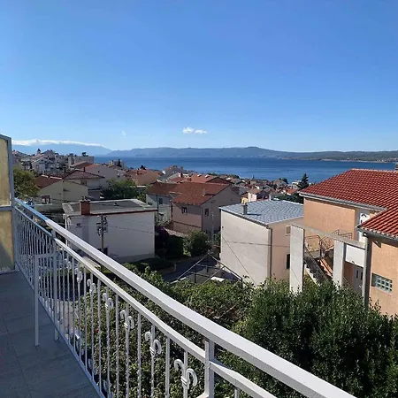 Apartment In 43202 Crikvenica