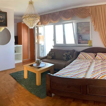 Apartment In 43202 Crikvenica