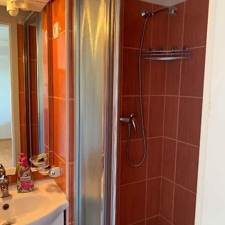 Apartment In 43202